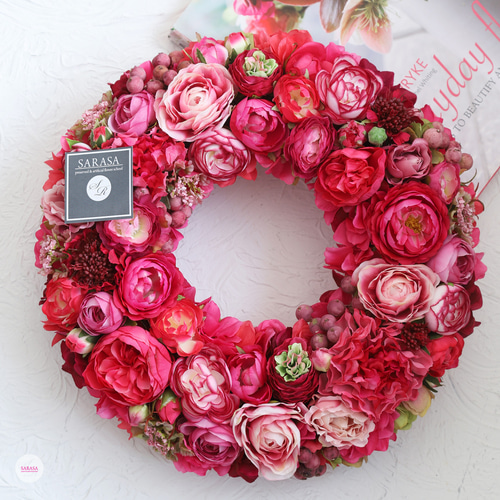 フューシャピンクのラナンキュラスリース（直径約32cm） リース sarasa