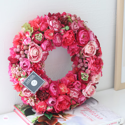 ピンクガーベラとミニローズのリース(直径約27cm) リース sarasa style