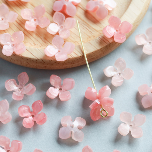 6つ】アクリル 濃ピンク フラワー ビーズ 花 花びら パール ピンク