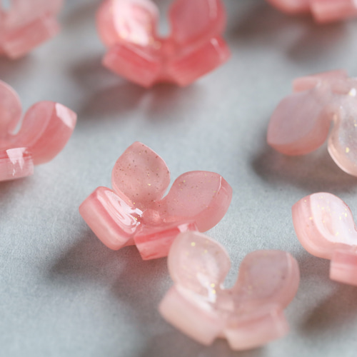 6つ】アクリル 濃ピンク フラワー ビーズ 花 花びら パール ピンク