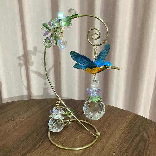 幸運の鳥カワセミのサンキャッチャー 翡翠 置き型タイプ サン