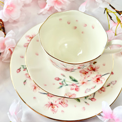 ～桃色麗華・桜の舞～ティーカップ＆ソーサー、プレート　トリオティーセット 4枚目の画像