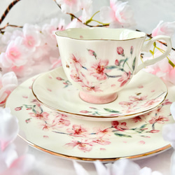 ～桃色麗華・桜の舞～ティーカップ＆ソーサー、プレート　トリオティーセット 1枚目の画像