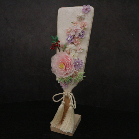 つまみ細工　羽子板　牡丹　初節句　ひな祭り　正月 10,184円