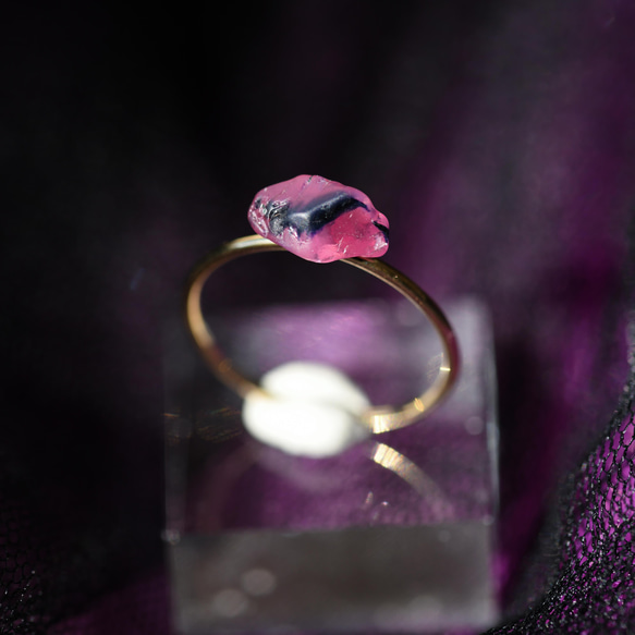【009黑暗女主角收藏】溫莎藍寶石礦物寶石戒指戒指天然石 第7張的照片