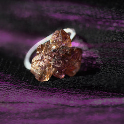 【028 黑暗女英雄系列】紫水晶礦物寶石 SV925 耳夾天然石 第2張的照片
