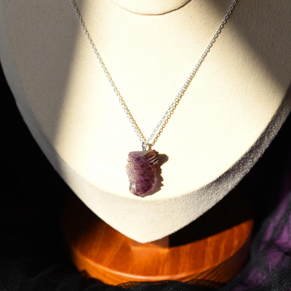 [064 黑暗女英雄系列] 紫水晶礦物寶石項鍊天然石材配件 第5張的照片