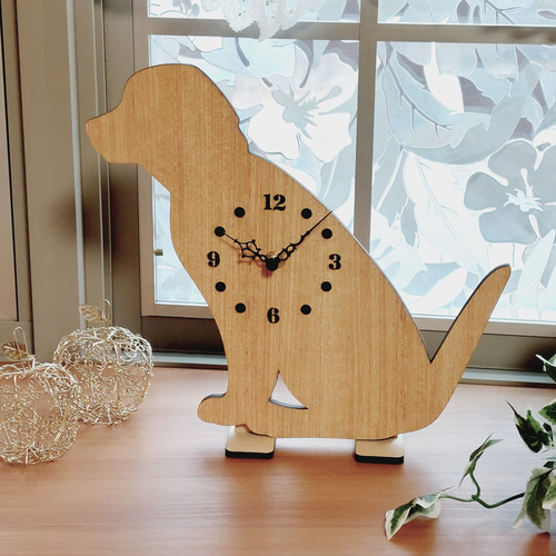 ラブラドールレトリーバー（チョコ色、しっぽ時計） ラブラドール