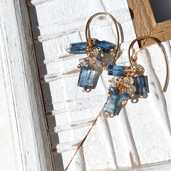 ❁Ocean＆Ice earrings All 14kgf❁稀少なティールブルーカイヤナイト 4枚目の画像