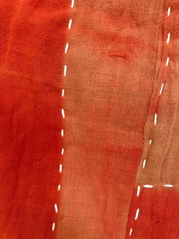 紅花染め古布のベスト 5枚目の画像