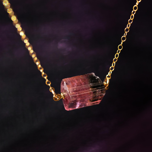 070 Dark Heroine Collection】 トルマリン 鉱物原石 ネックレス