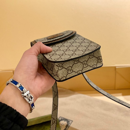 送無]Gucciの2023限定新作携帯バッグ肩から斜めがけグッチハンドバッグ 