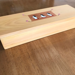 食卓に置ける箸箱（横向きの三人官女）少し大きめの木製箸箱　ヒノキの箸入れ　蓋付き箸箱　カトラリーケース　小物入れ 3枚目の画像