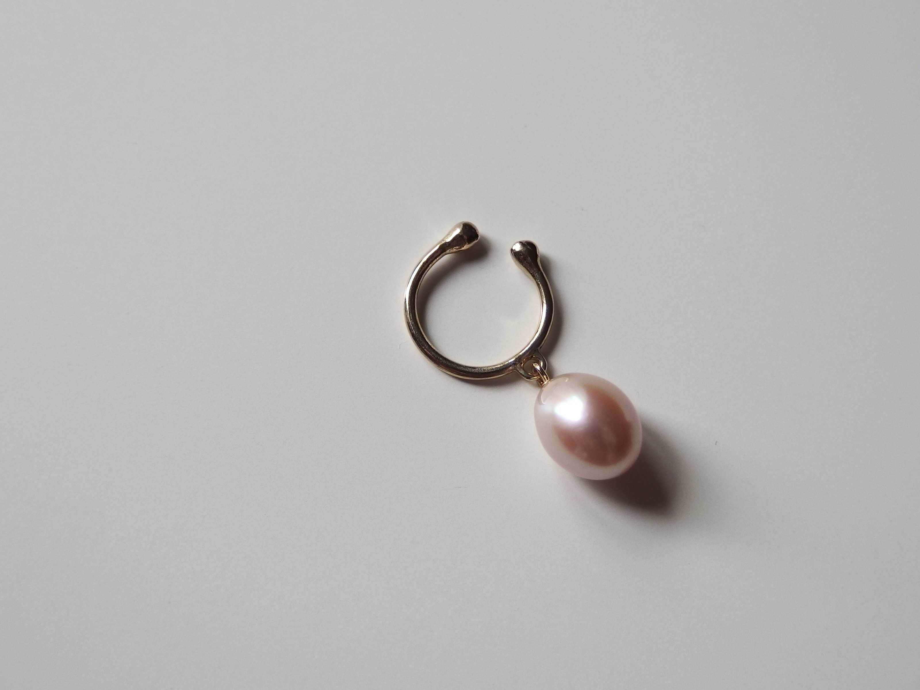 10Kドロップパール イヤーカフ