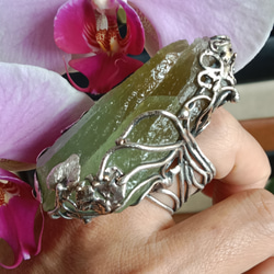 方解石原礦手工銀戒 純銀戒指~ 「一抹綠 」~Green Calcite Mineral Silver Ring 第11張的照片