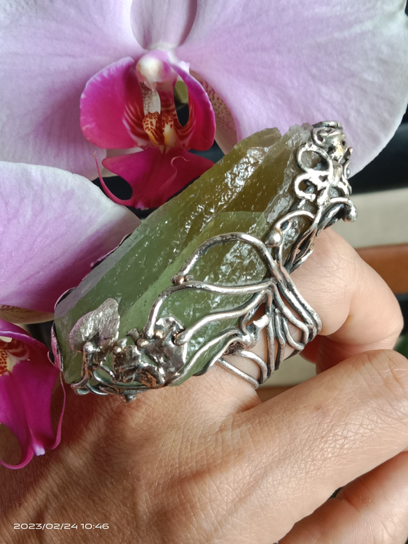 方解石原礦手工銀戒 純銀戒指~ 「一抹綠 」~Green Calcite Mineral Silver Ring 第11張的照片