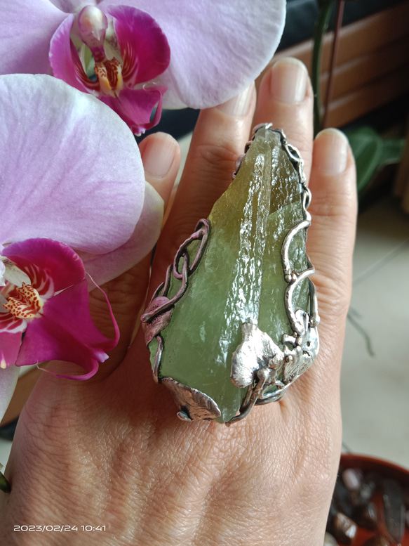 方解石原礦手工銀戒 純銀戒指~ 「一抹綠 」~Green Calcite Mineral Silver Ring 第12張的照片