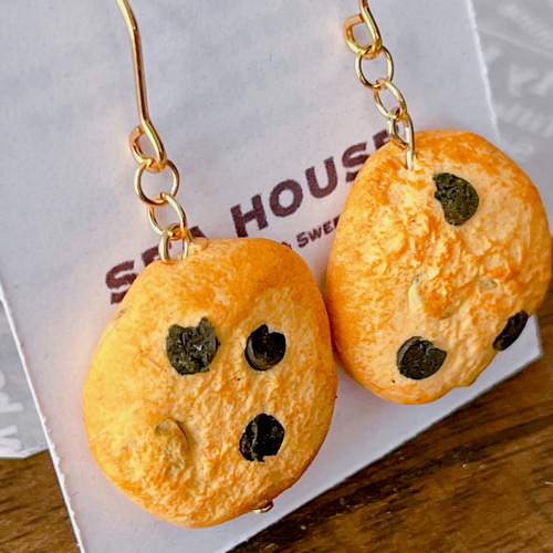 チョコチップクッキーのイヤリング/ピアス ピアス（フック・チェーン