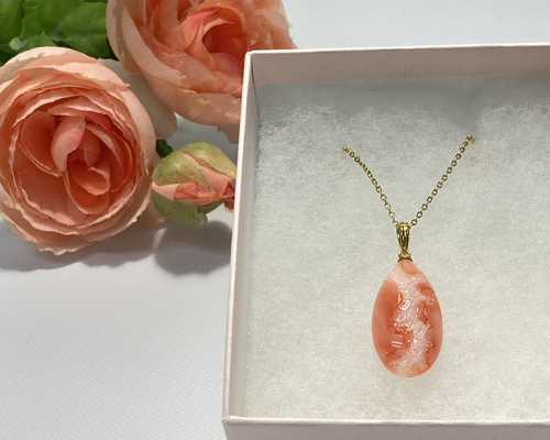 宝石珊瑚 彫り珊瑚 ペンダント スライドボールチェーン ステンレス