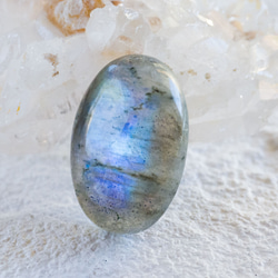 LLR18 マダガスカル産ラブラドライト フラッシュブルーラブラドライト