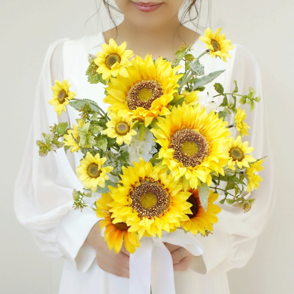 ひまわりブーケ 結婚式 ゴッホのひまわりブーケブートニア