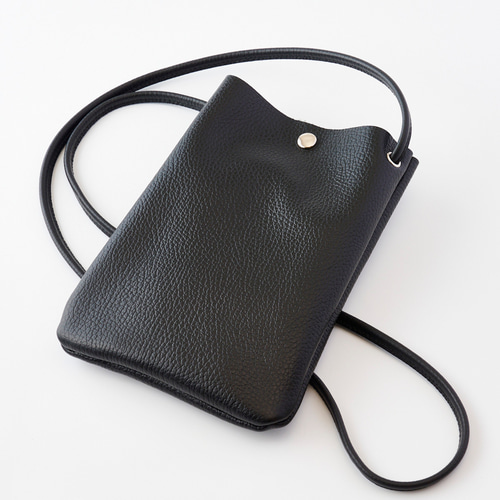 イタリア革 日本製】本革シュリンクレザー サコッシュ スマホ