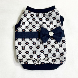 【新品】Carne Bollente犬刺繍 ホワイトタンクトップ S 犬服 花柄刺繍のコットンレースのタンクトップ（ホワイト