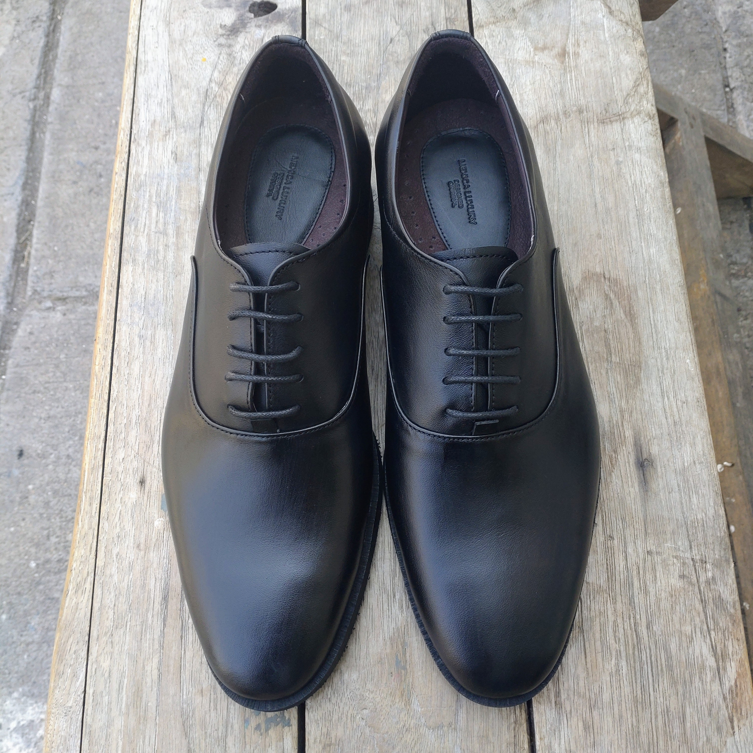 [ラグジュアリーレザー][完全受注生産モデル] 熟練職人が選んだ上級レザー☆プレーントゥ☆ブラック☆厚底ソール☆