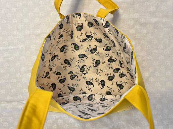 ボヘミアン風刺繍の黄色いフラットトートバッグ 3枚目の画像