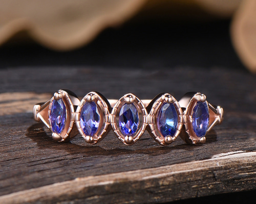 06e0574d5e0d66add05f72319bc28d