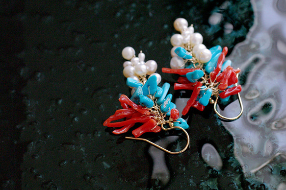 fusa : Coral & Turquoise & Pearl（earring） 珊瑚とターコイズとパールの耳飾り 7枚目の画像