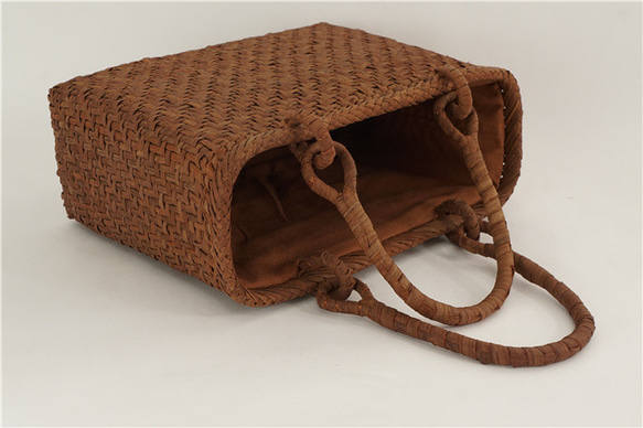 山葡萄　籠　カゴ　かごバック　やまぶどう 細ひご 中布と内ポケット付き 