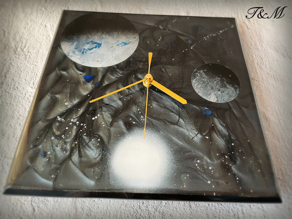 もう一つ地球 宇宙 レジン 壁掛け時計 (宇宙 / 星 / 惑星 / 地球 / スプレーアート )　【1点もの】 5枚目の画像