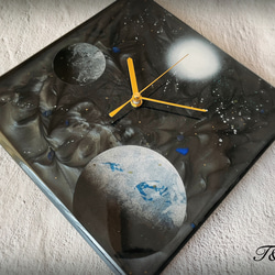 もう一つ地球 宇宙 レジン 壁掛け時計 (宇宙 / 星 / 惑星 / 地球 / スプレーアート )　【1点もの】 3枚目の画像