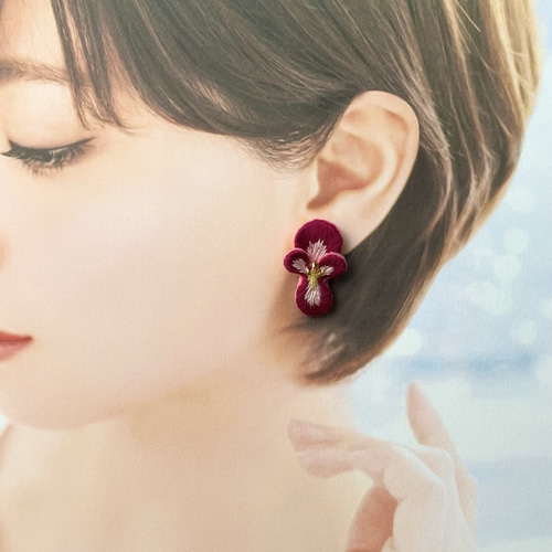 Buccellati - Blossoms Gardenia - Small Button Earrings, Pink
