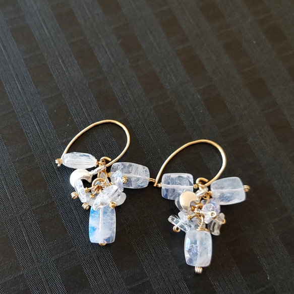 ❁Luna earrings 14kgf＆silver925❁　願いを込めたピアス✧レインボームーンストーン✧ 4枚目の画像