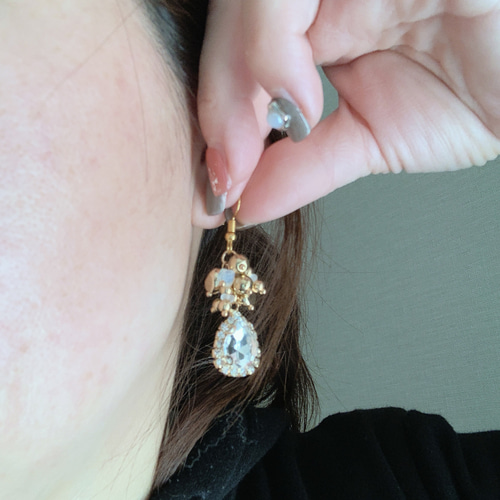 特別価格♡ 大人可愛いビーズ&大ぶりビジューが揺れるピアス 春 入園式  