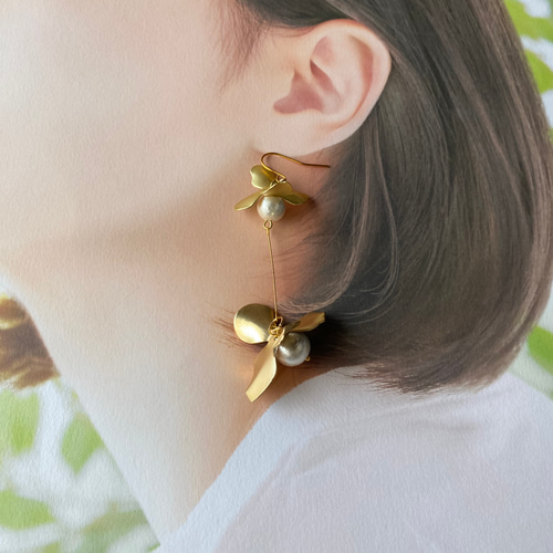 再販 ◌マットゴールドフラワー×コットンパール ピアス orイヤリング 