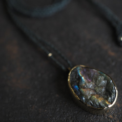 labradorite brass necklace (higasa) 6枚目の画像