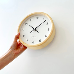 KATOMOKU muku clock 19 ヒノキ km-130HIRC 電波時計 連続秒針 小さい掛け時計 10枚目の画像