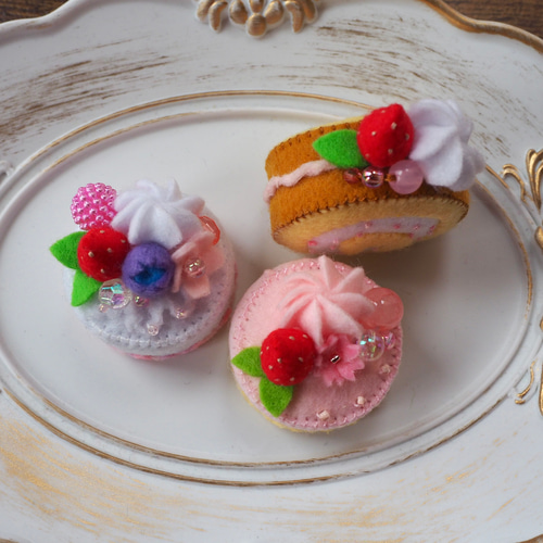 フェルトケーキ2個&ロールケーキ1個&クッキー5個セット 雑貨 フェルトケーキ2個&ロールケーキ1個&クッキー5個セット 雑貨