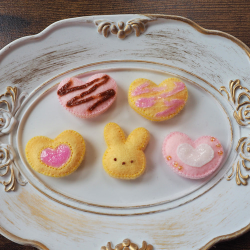フェルトケーキ2個&ロールケーキ1個&クッキー5個セット 雑貨 フェルトケーキ2個&ロールケーキ1個&クッキー5個セット 雑貨