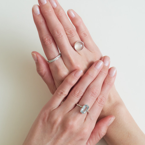 3月誕生石、アクアマリンのシルバーリング【Creema限定】(Silver950