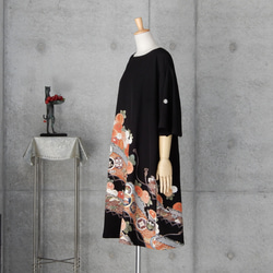 着物リメイク   黒留ワンピース　チュニック　フレアー袖/ フリーサイズ  kimono 　 6枚目の画像