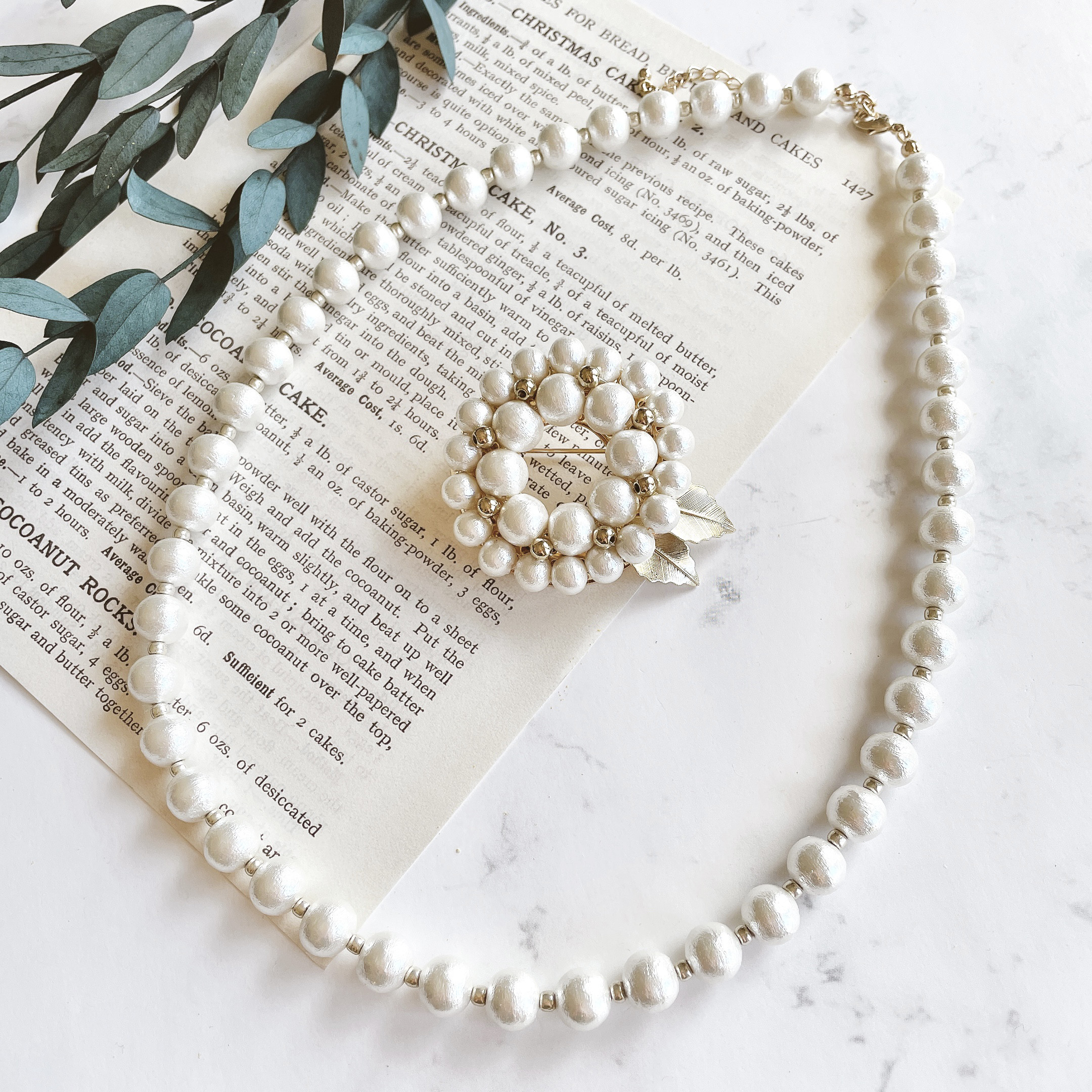 コットンパールのシンプルネックレスとリースブローチのセット　Creema限定