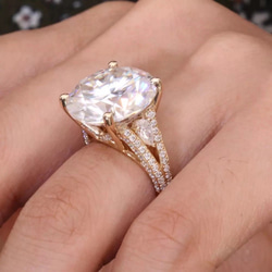 ゴージャス】10カラット モアサナイト ダイヤ k18PG リング 指輪