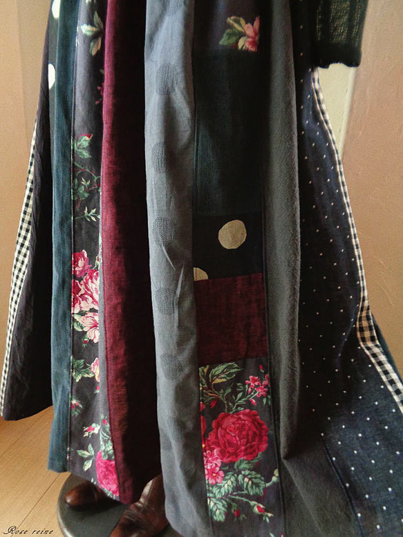 ラス1 絵画なパッチワーク♥春黒♥ダークグレー YUWAリネン ボリューム ギャザースカート 9枚目の画像