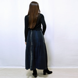 再2☆手織り綿絣ピンタックロングスカート、インディゴブラック、オールシーズン 5枚目の画像