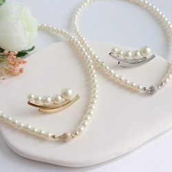 フォーマルシーンに＞パールネックレス+カーブブローチ 2点set