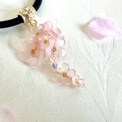 きらり光る桜のヘアゴム 2枚目の画像